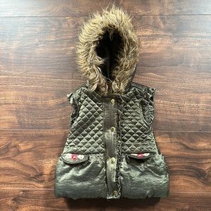🔴LITTLE LASS Green Quilted Ruffle Fur Hood Vest